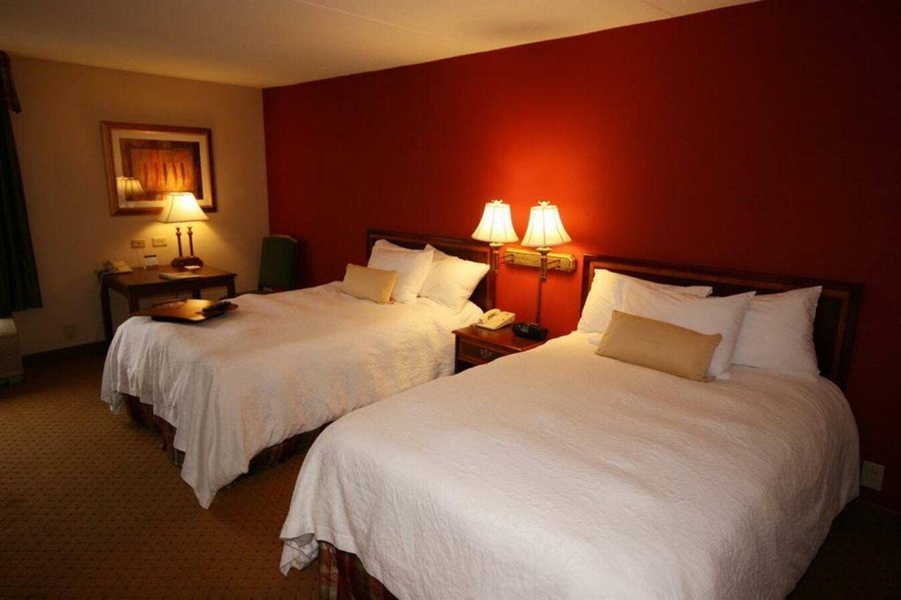 Hampton Inn Pennsville מראה חיצוני תמונה