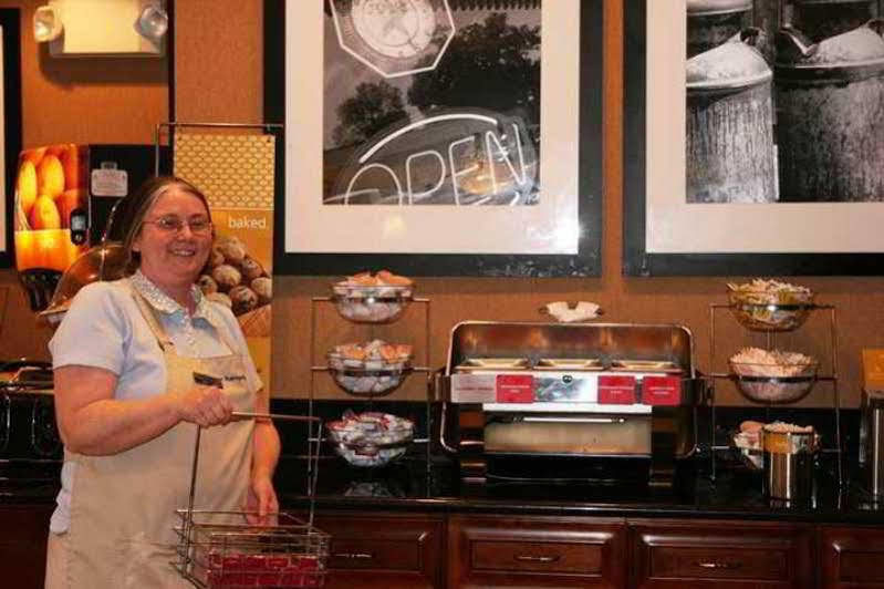 Hampton Inn Pennsville מראה חיצוני תמונה